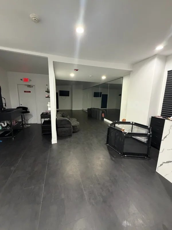 The studio floor before class